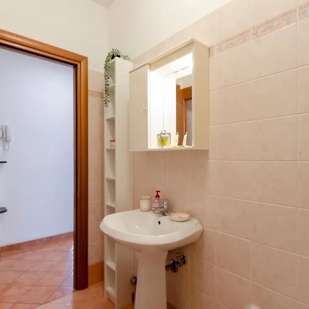 Altido Apt For 3 With Lovely Open Terrace In Green Hills Appartamento Borgonovo