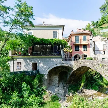 Altido Apt For 3 With Lovely Open Terrace In Green Hills * Borgonovo